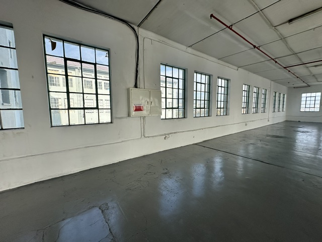 To Let Commercial Property for Rent in Woodstock Western Cape